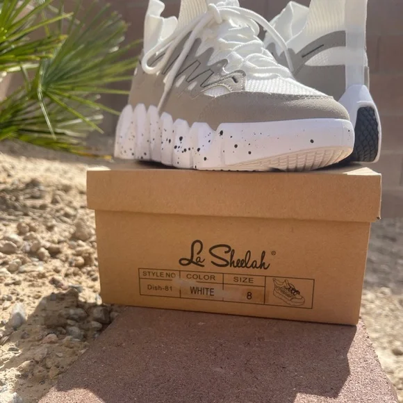 Trendy Chunky Sneakers π - Picture 3 of 5